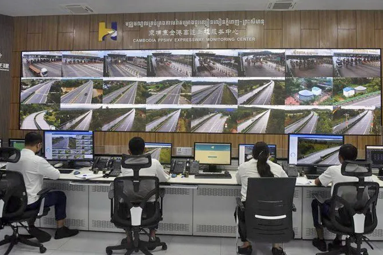 中交把温暖带进社区4.png